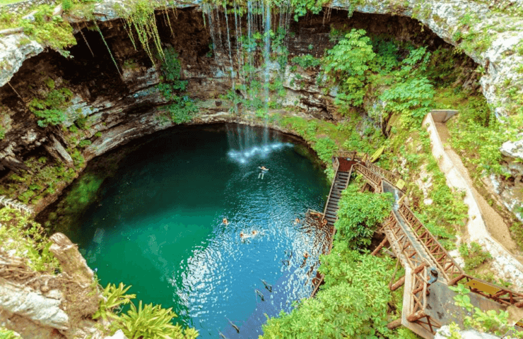 Chichen itza regular y cenote selva negra